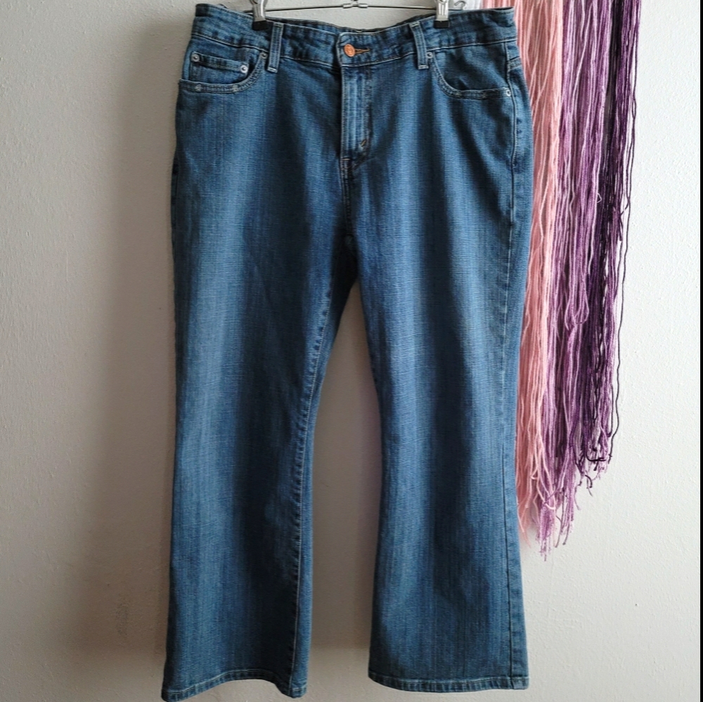 Levi 515 Bootcut Jeans Petite Short